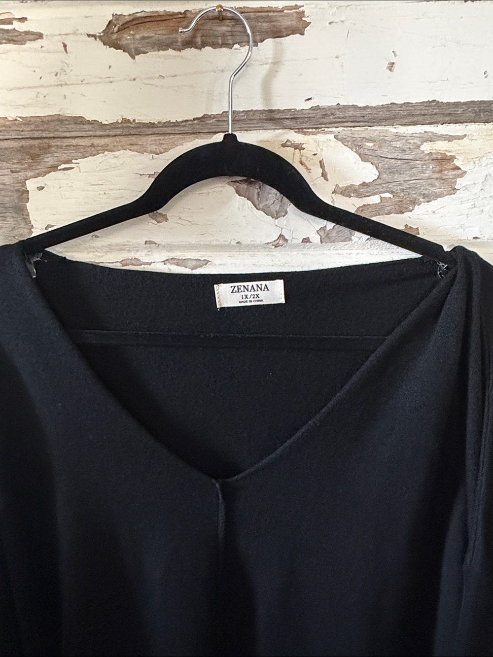 Zenana Outfitters Black V-Neck Lightweight Knit Top - Picture 3 of 5